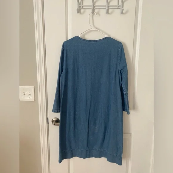 Draper James! Jean Dress 👗 Perfect for Spring - Picture 4 of 4